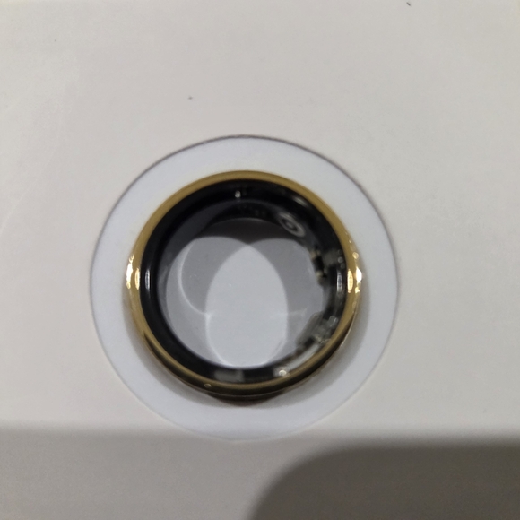 Hertz P1 smart Ring Yellow Gold Size 6. - Picture 4 of 4